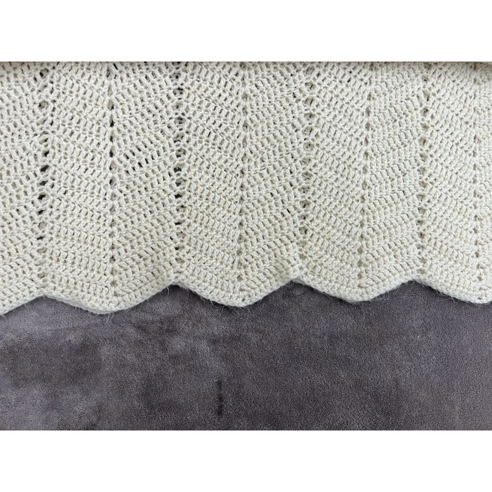 VTG Handmade Crochet Blanket Large 86x58 Cream Ivory Afghan Chevron Ripple
